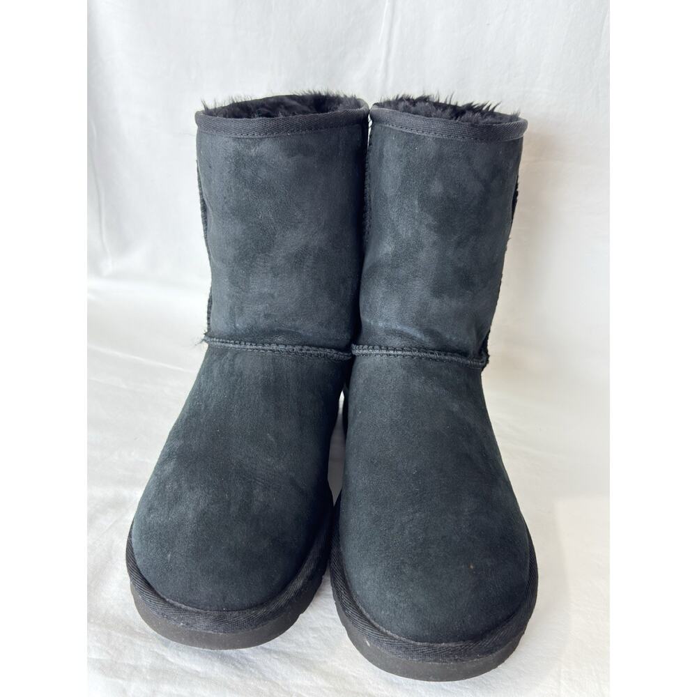UGG Classic Short II Women's Boots Suede Sheepskin Slip-On Black Size US8 EU39 - Picture 6 of 10